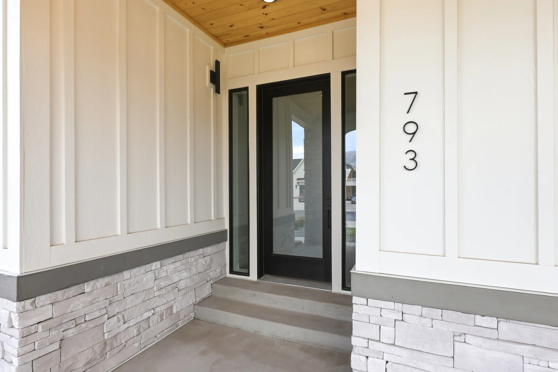Olympic home detail 36